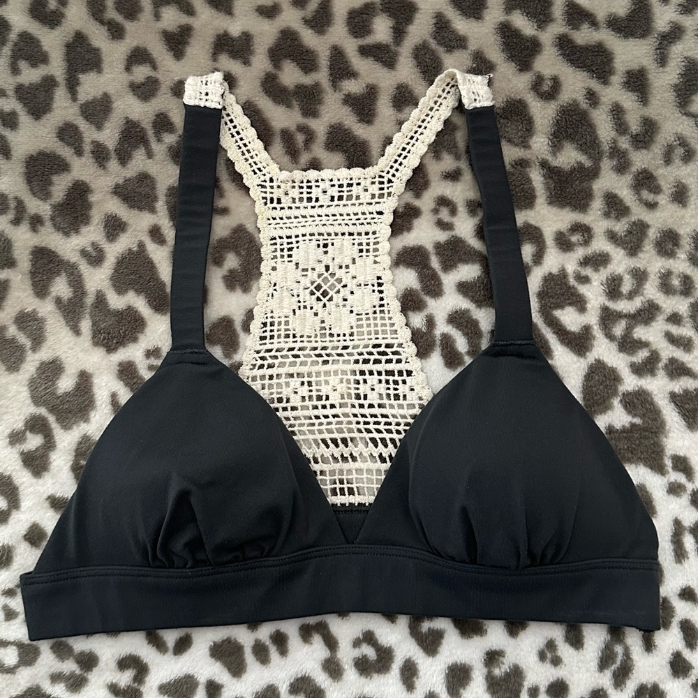 2015 Aerie Crochet Racerback Bralette in Gray Size Small Women’s